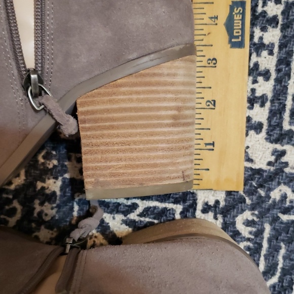 SOLE SOCIETY Booties - Picture 4 of 8